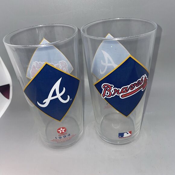 MLB Other - (2) Atlanta Braves 1994 Texaco Vintage Sports Fan Glass